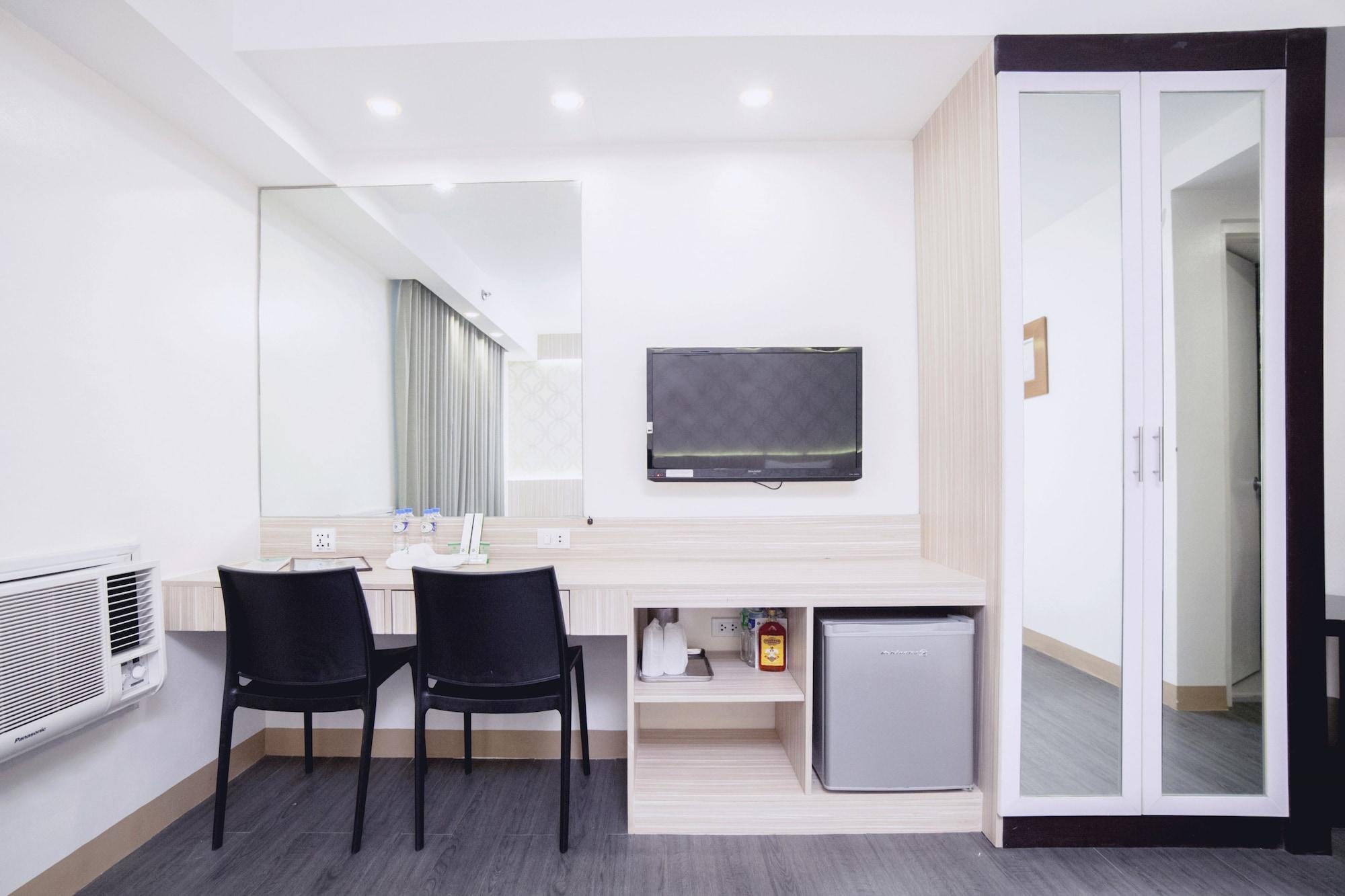 Hotel The Charter House à Makati City Extérieur photo