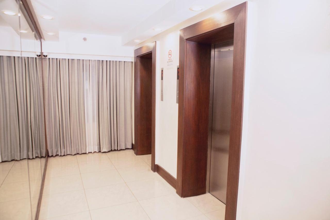 Hotel The Charter House à Makati City Chambre photo